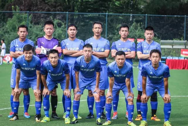 拉菲尼亚本赛季西甲14轮8球 距个人纪录还差3球